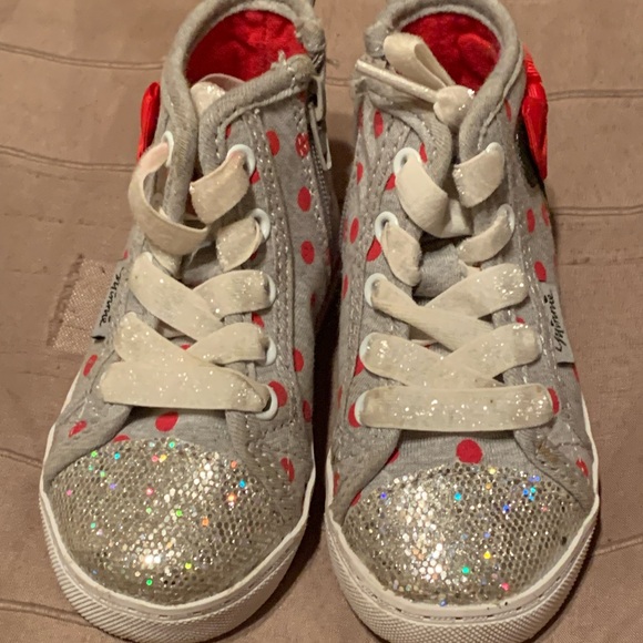 Light up mini mouse toddler shoe size 6 - Picture 2 of 2